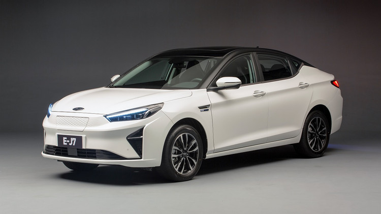 کفپوش پنج بعدی جدید جک J7Ev ( برقی)
