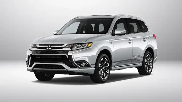 کفپوش پنج بعدی جدید میتسوبیشی اوتلندر PHEV